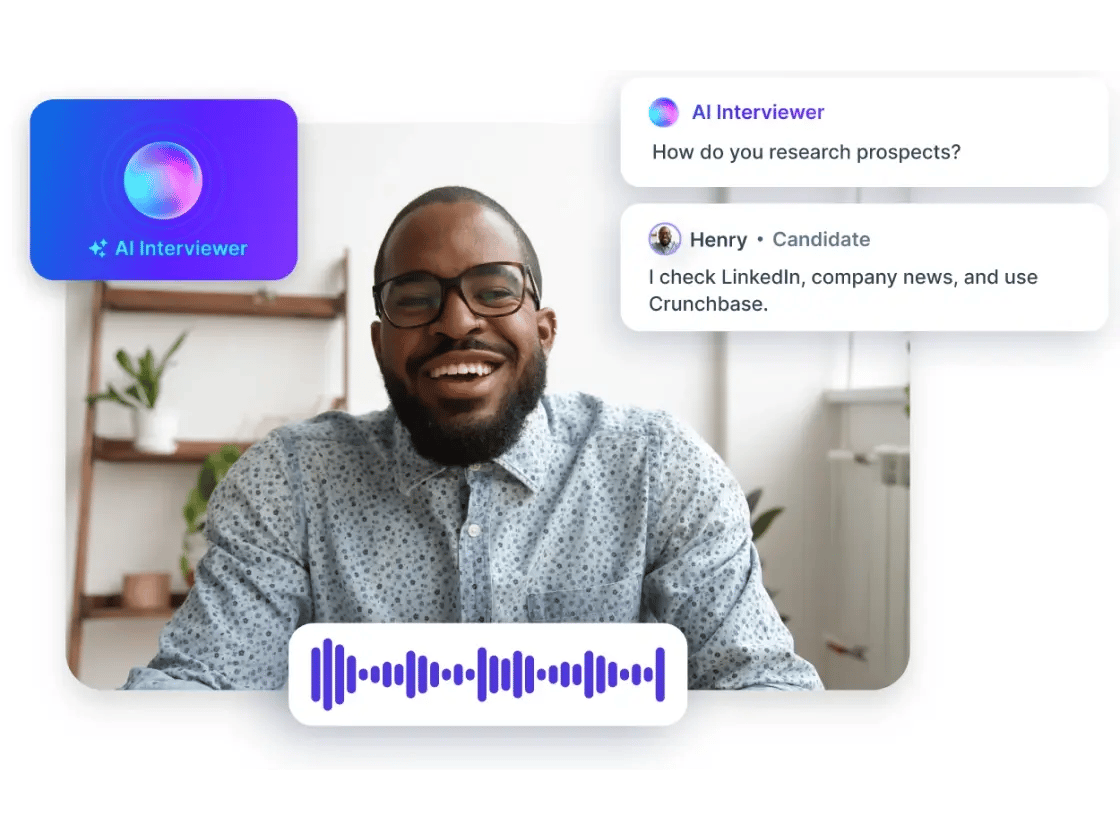 BrightHires AI-intervjuare ställer frågor till en kandidat i ett videomöte BrightHires AI-intervjuare ställer frågor till en kandidat i ett videomöte